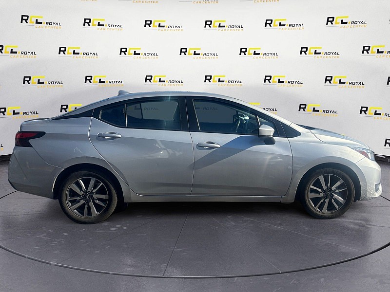 2023 Nissan Versa SV CVT - 5