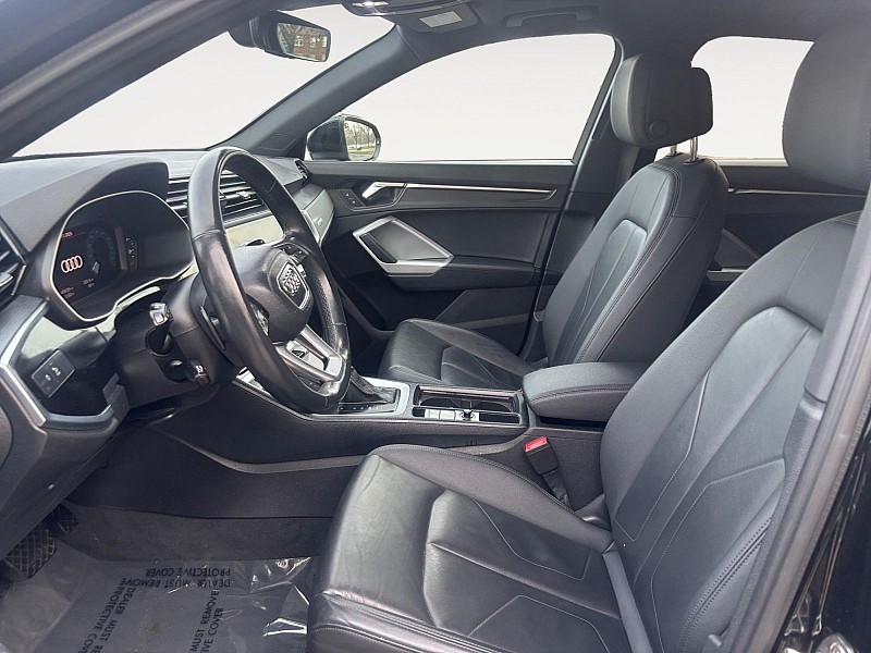 2024 Audi Q3 S line Premium 45 TFSI quattro - 8