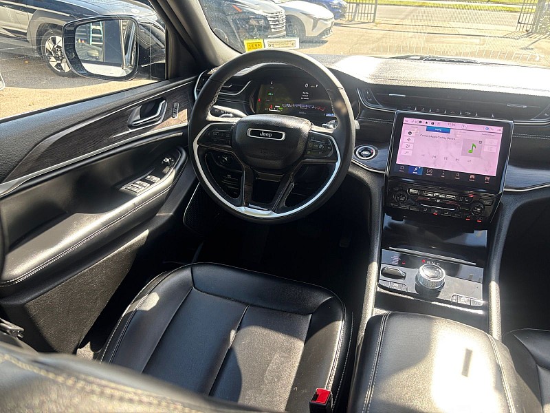 2024 Jeep Grand Cherokee 4xe photo 20 of 31