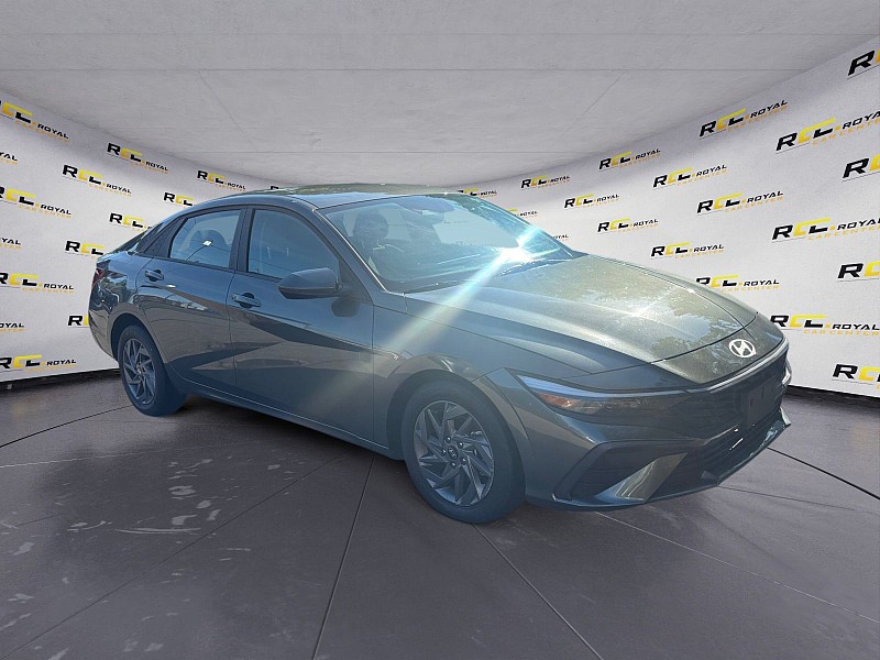 2024 Hyundai Elantra SEL IVT - 6