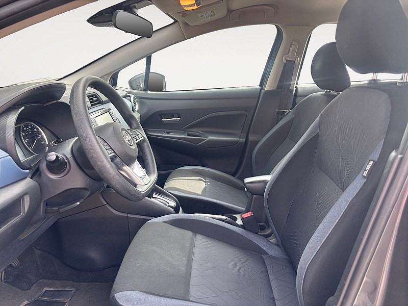 2025 Nissan Versa photo 9 of 27