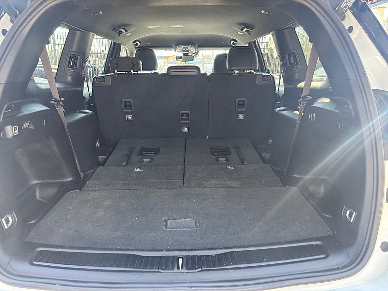 2024 Jeep Grand Cherokee L Altitude 4x4 White at Royal Car Center