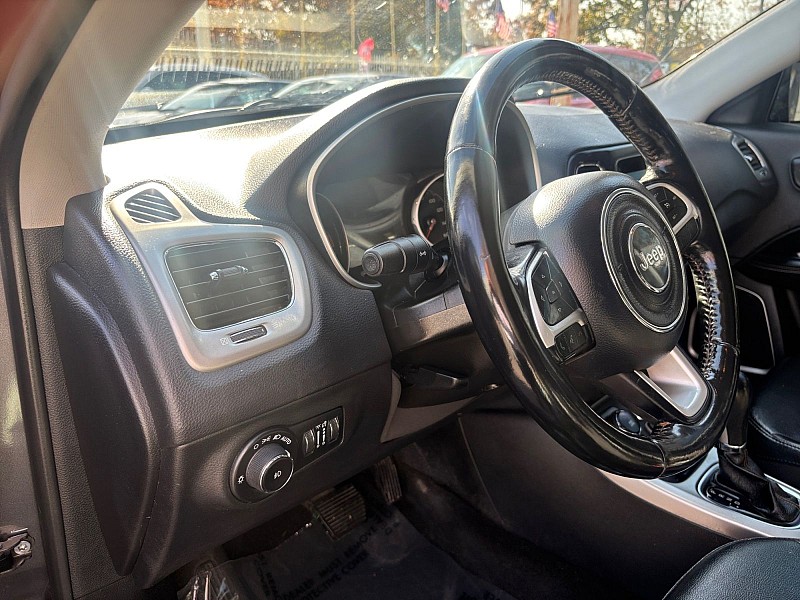 2020 Jeep Compass 4d SUV 4WD Latitude Grey at Auto Express Rt. 8