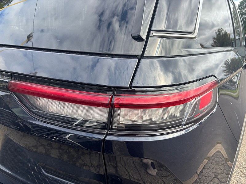 2024 Jeep Grand Cherokee 4xe photo 21 of 29