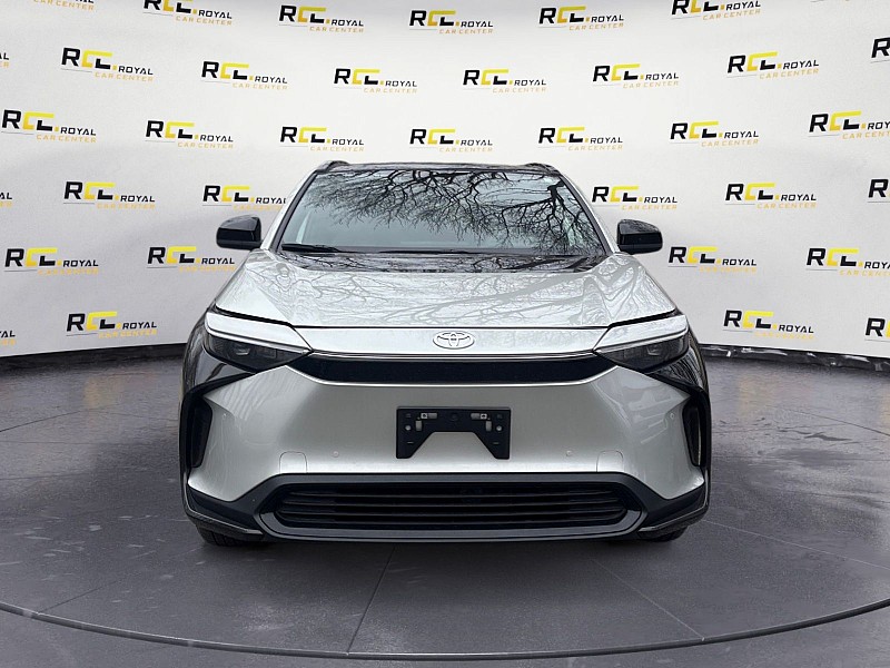 2023 Toyota bZ4X XLE AWD - 7