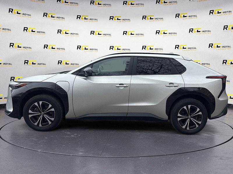 2023 Toyota bZ4X XLE AWD - 1
