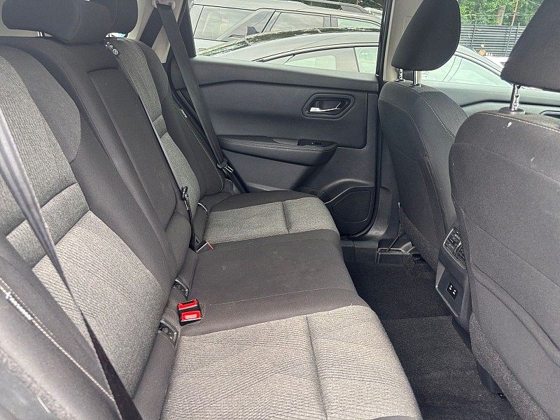 2024 Nissan Rogue FWD SV Black at Royal Car Center