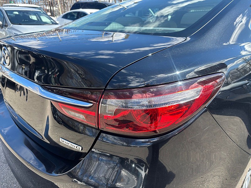 2020 Mazda Mazda6 4d Sedan Touring Black at Nick Chevrolet
