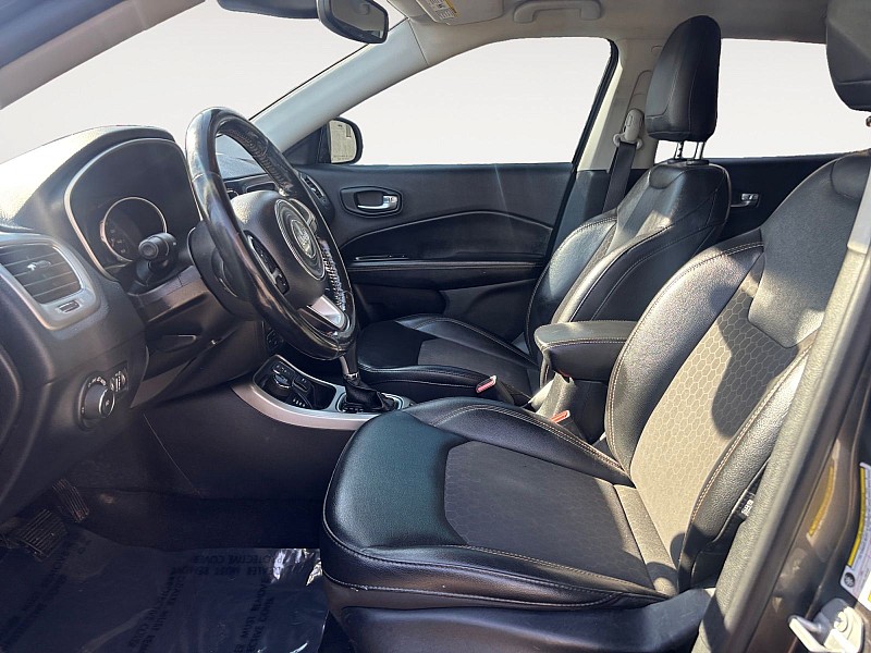 2020 Jeep Compass 4d SUV 4WD Latitude - 8
