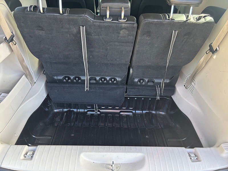 2024 Chrysler Pacifica photo 19 of 35