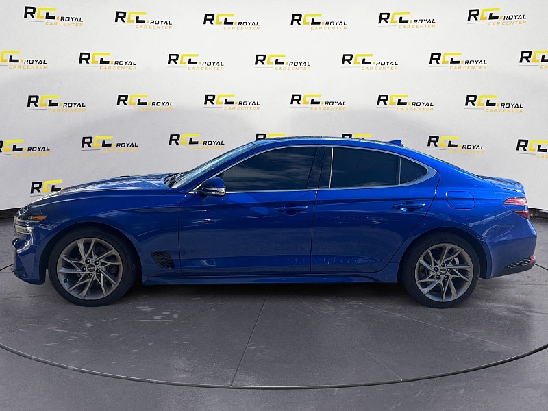 2022 Genesis G70 photo 2 of 28