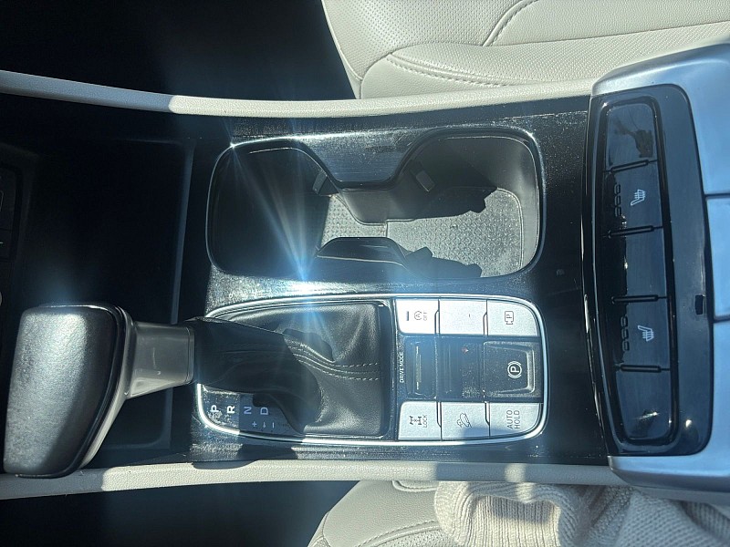 2024 Hyundai Tucson SEL AWD *Ltd Avail* Silver at Royal Car Center