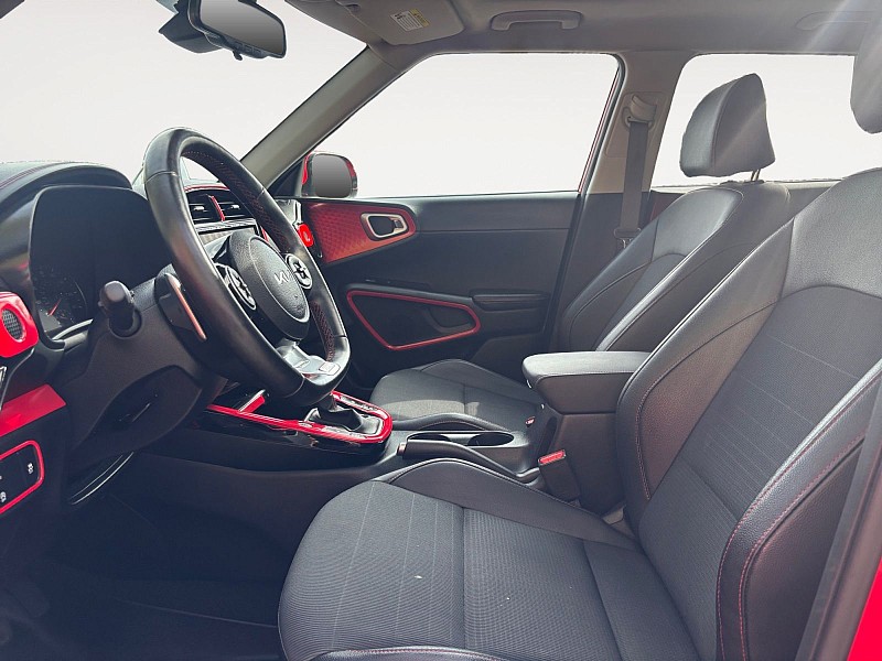 2022 Kia Soul photo 9 of 30