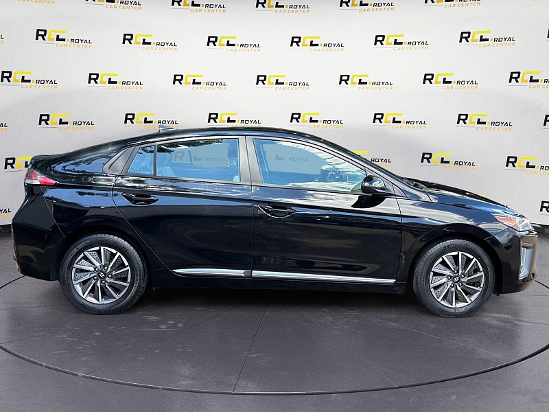 2021 Hyundai Ioniq Electric SE Hatchback - 5