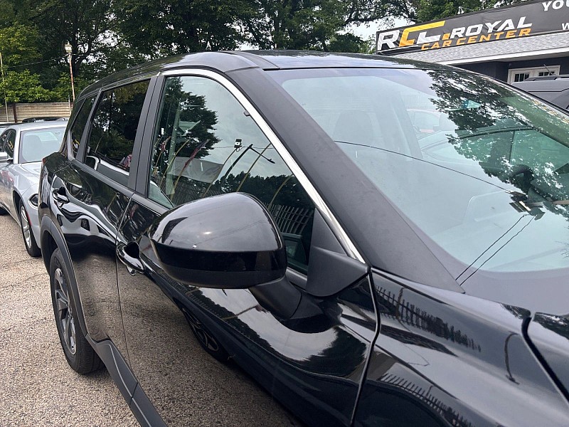 2024 Nissan Rogue FWD SV Black at Royal Car Center