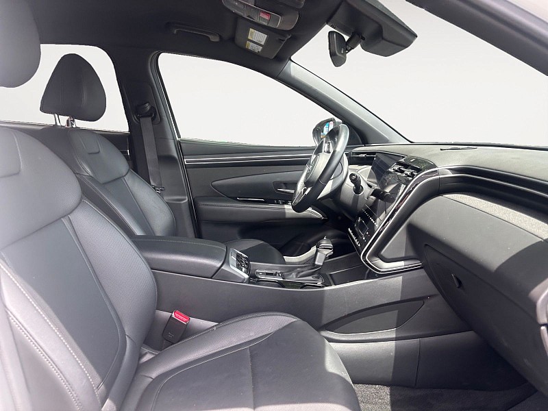 2024 Hyundai Tucson XRT AWD White at Royal Car Center