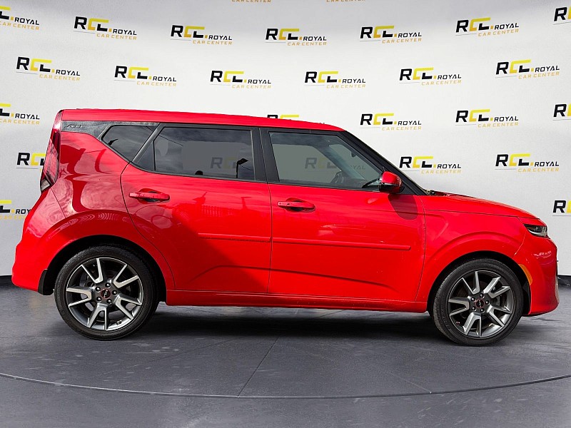 2022 Kia Soul photo 6 of 30