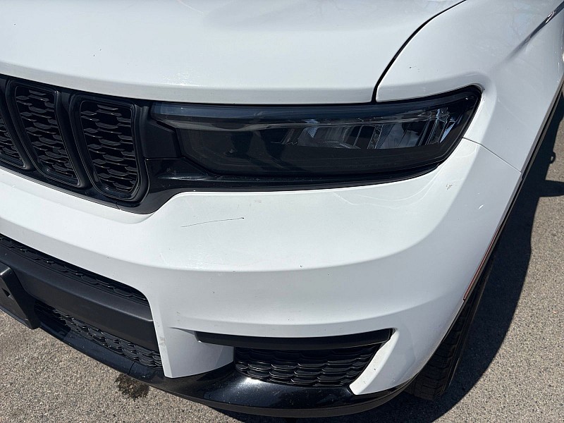 2024 Jeep Grand Cherokee L Altitude 4x4 White at Royal Car Center