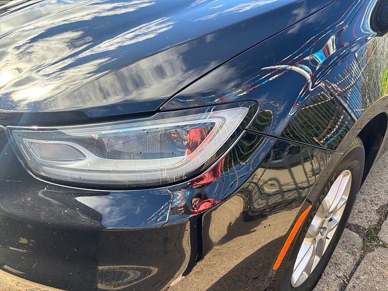 2024 Chrysler Pacifica photo 22 of 35