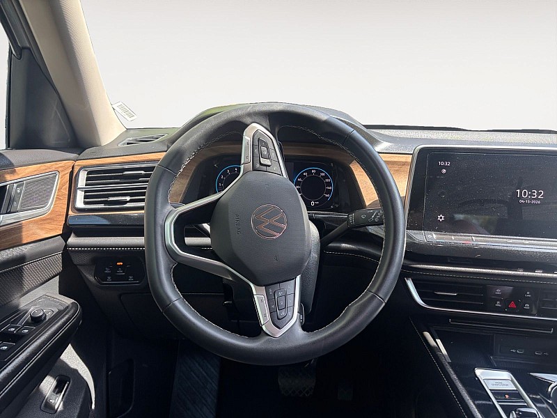 2024 Volkswagen Atlas 2.0T SE w/Technology FWD - 10