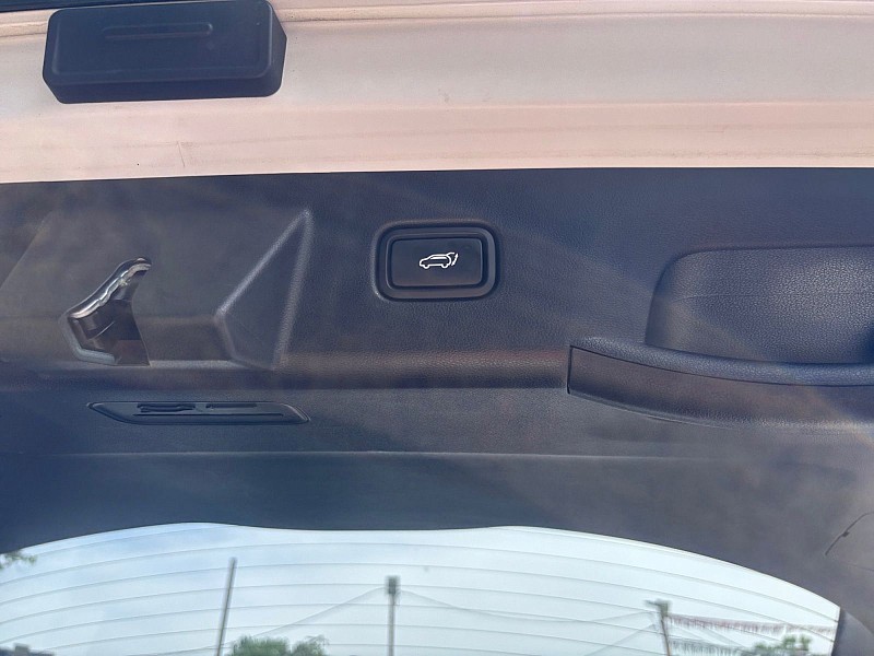 2024 Hyundai Tucson XRT AWD White at Royal Car Center