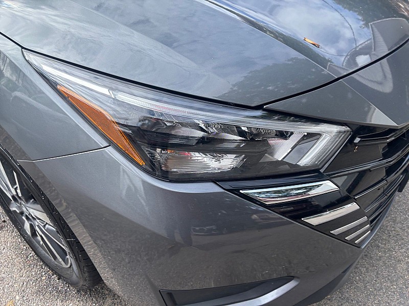 2025 Nissan Versa photo 21 of 27