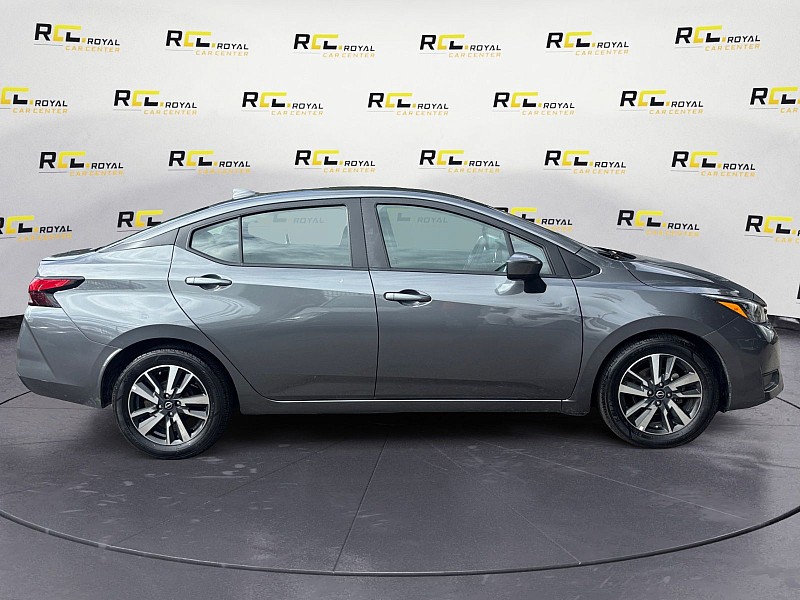 2025 Nissan Versa photo 6 of 27