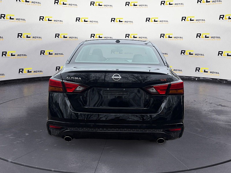 2024 Nissan Altima 2.5 SR Sedan - 3
