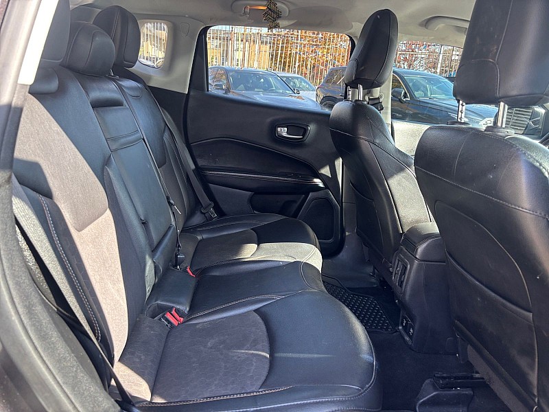 2020 Jeep Compass 4d SUV 4WD Latitude Grey at Auto Express Rt. 8