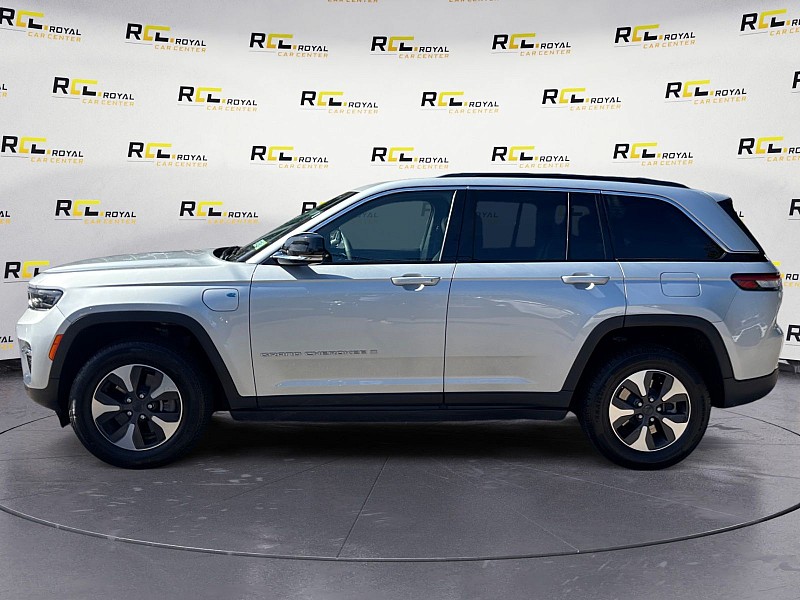 2024 Jeep Grand Cherokee 4xe photo 2 of 31