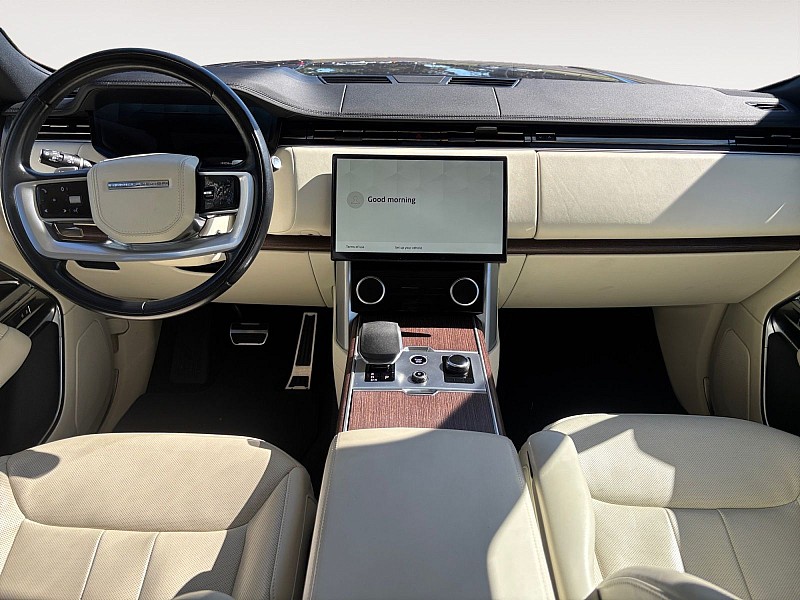 2023 Land Rover Range Rover photo 10 of 39