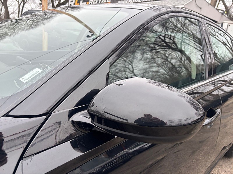 2024 Nissan Altima 2.5 SR Sedan Black at Royal Car Center