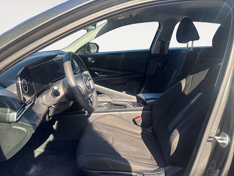 2024 Hyundai Elantra SEL IVT - 8