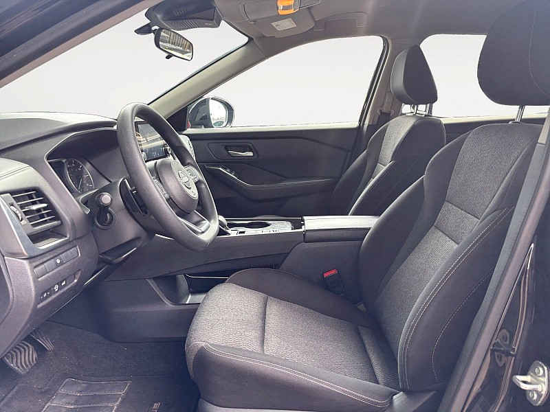 2024 Nissan Rogue FWD SV Black at Royal Car Center