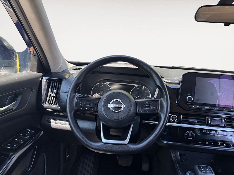 2022 Nissan Pathfinder S 4WD - 11