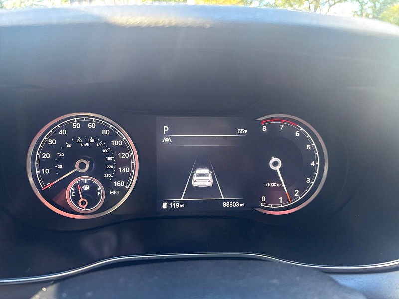 2022 Genesis G70 photo 16 of 28