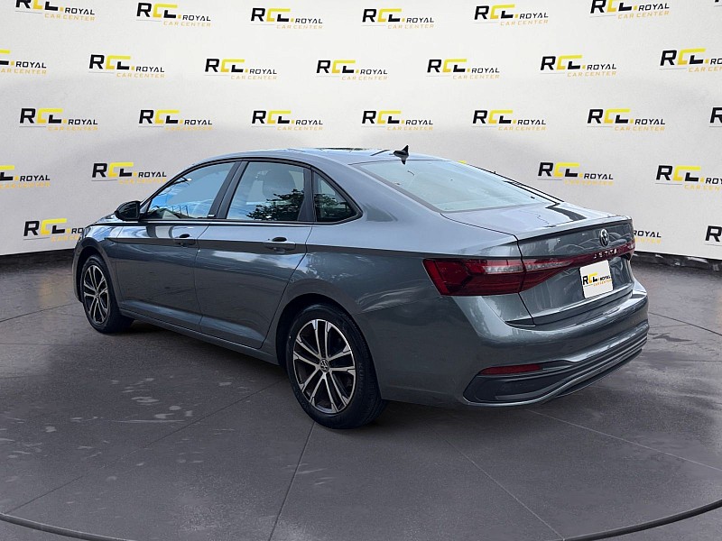 2025 Volkswagen Jetta photo 3 of 30