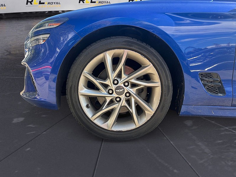 2022 Genesis G70 photo 14 of 28