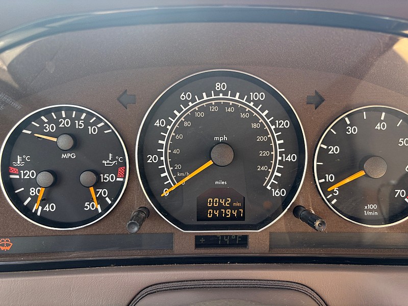 2000 Mercedes-Benz SL-Class 2d Convertible SL500 Red at Auto Estates
