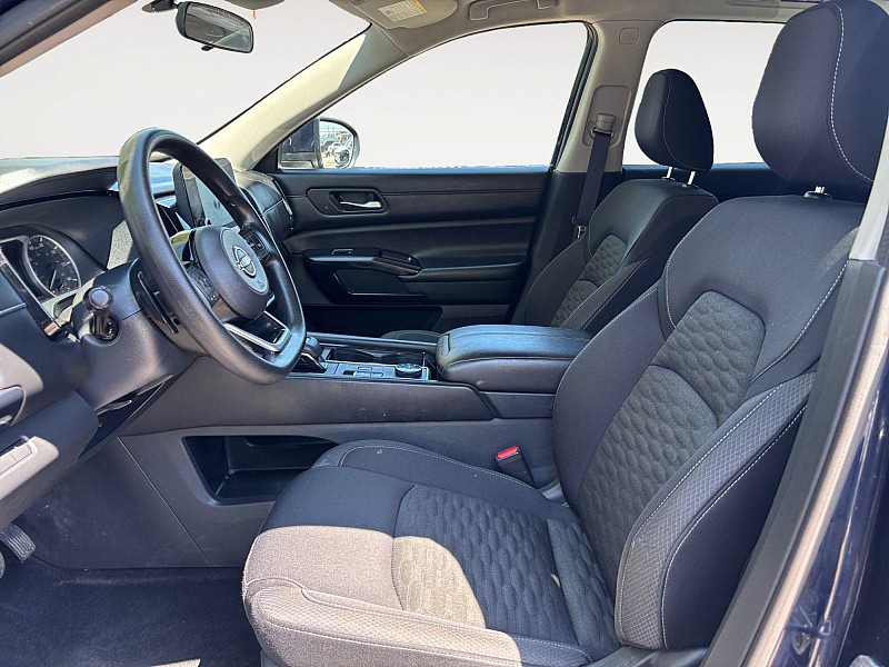 2022 Nissan Pathfinder S 4WD - 8