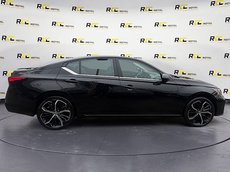 2024 Nissan Altima 2.5 SR Sedan - 5