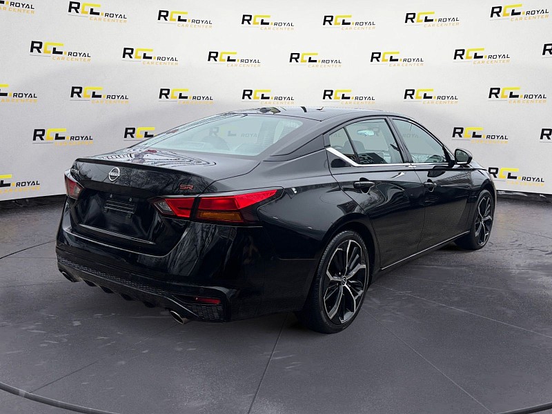 2024 Nissan Altima 2.5 SR Sedan - 4