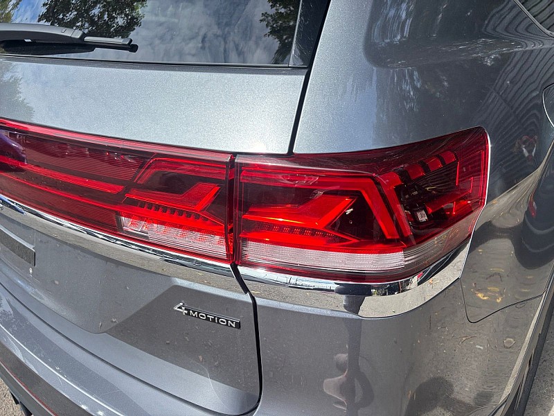 2025 Volkswagen Atlas photo 21 of 30