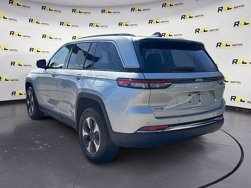2024 Jeep Grand Cherokee 4xe photo 3 of 31