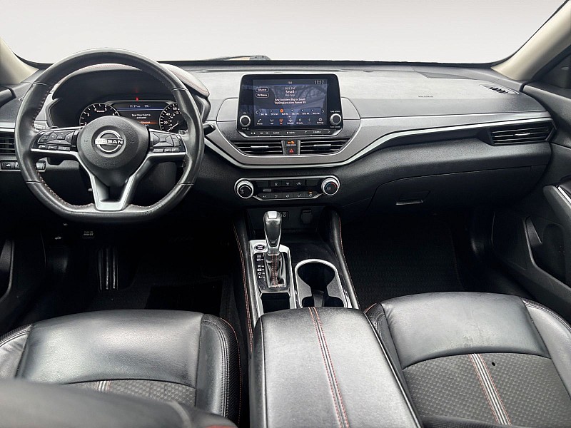 2024 Nissan Altima 2.5 SR Sedan - 9