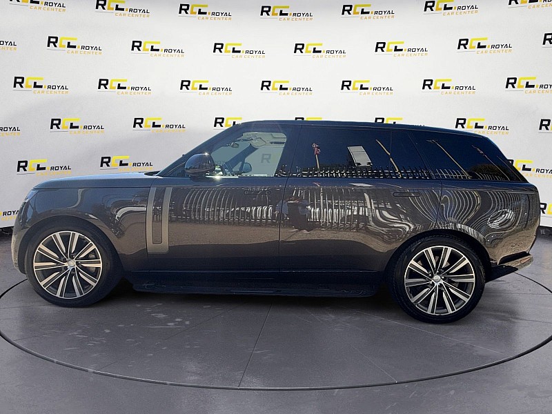 2023 Land Rover Range Rover photo 2 of 39