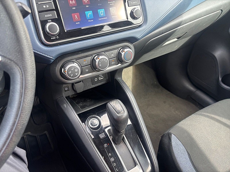 2025 Nissan Versa photo 18 of 27
