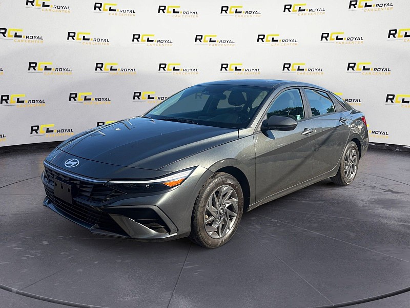 2024 Hyundai Elantra SEL IVT - 0