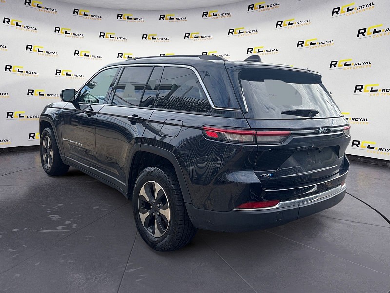 2024 Jeep Grand Cherokee 4xe photo 3 of 29