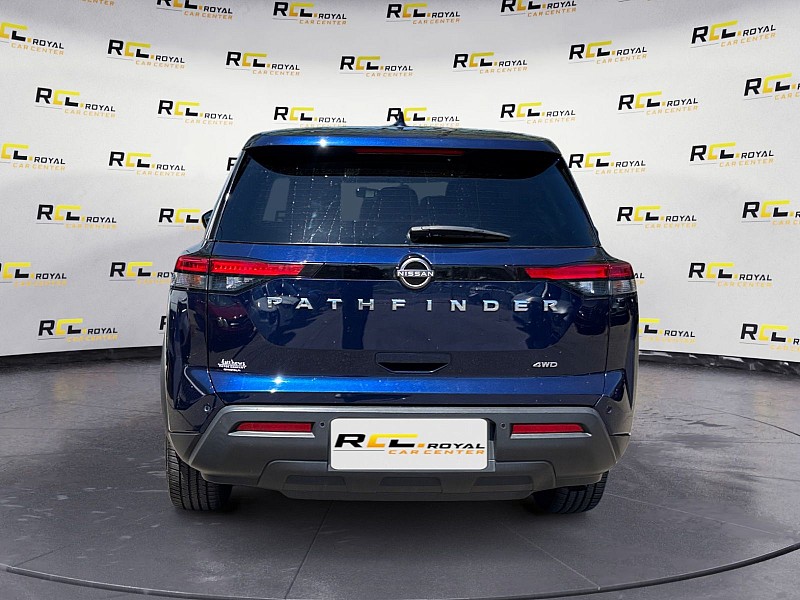 2022 Nissan Pathfinder S 4WD - 3